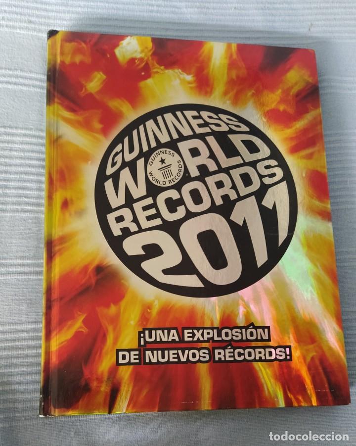 Libros de segunda mano: Libro Guinness world records 2011 - Foto 1