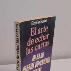 Libros de segunda mano: EL ARTE DE ECHAR LAS CARTAS. EMILIO SALAS. CARTOMANCIA ESPAÑOLA. ED. MARTÍNEZ ROCA. 1986. Lote 363233985