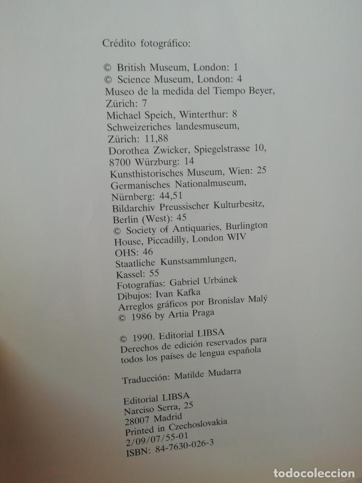 Libros de segunda mano: LIBUSE URESOVA - EL ARTE DE LA RELOJER&Iacute;A - EDICIONES LIBSA 1990 - Foto 2