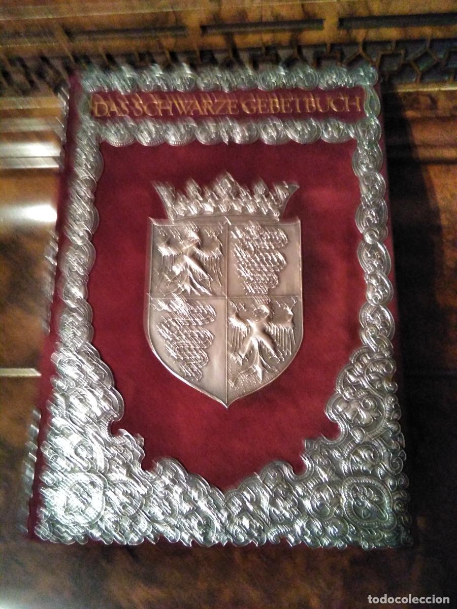 Libros de segunda mano: Libro de horas negro facs&iacute;mil - Foto 1