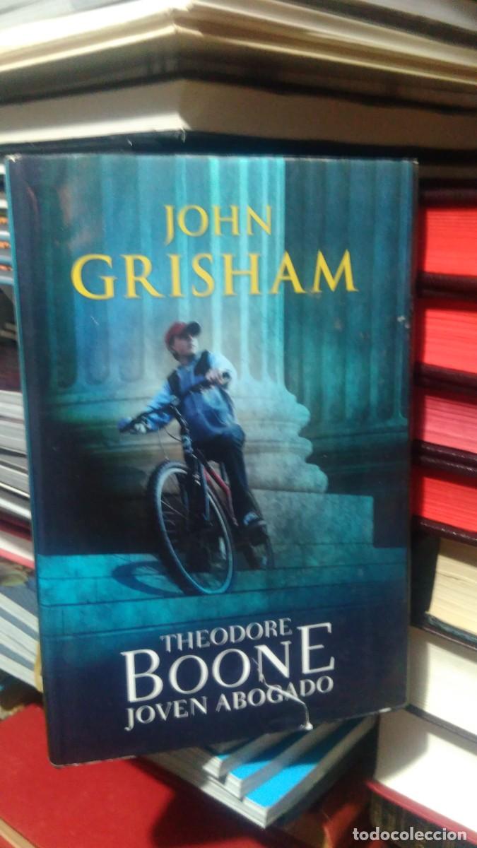 Libros de segunda mano: THEODORE BOONE, JOVEN ABOGADO, JOHN GRISHAM - Foto 1