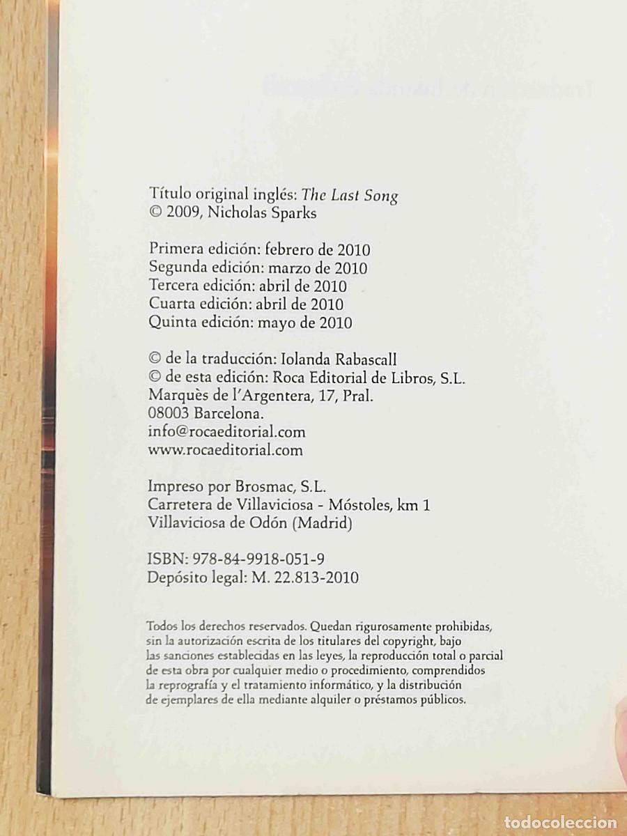 Libros de segunda mano: La &uacute;ltima canci&oacute;n (Nicholas Sparks) Rocaeditorial 2010 - Foto 3