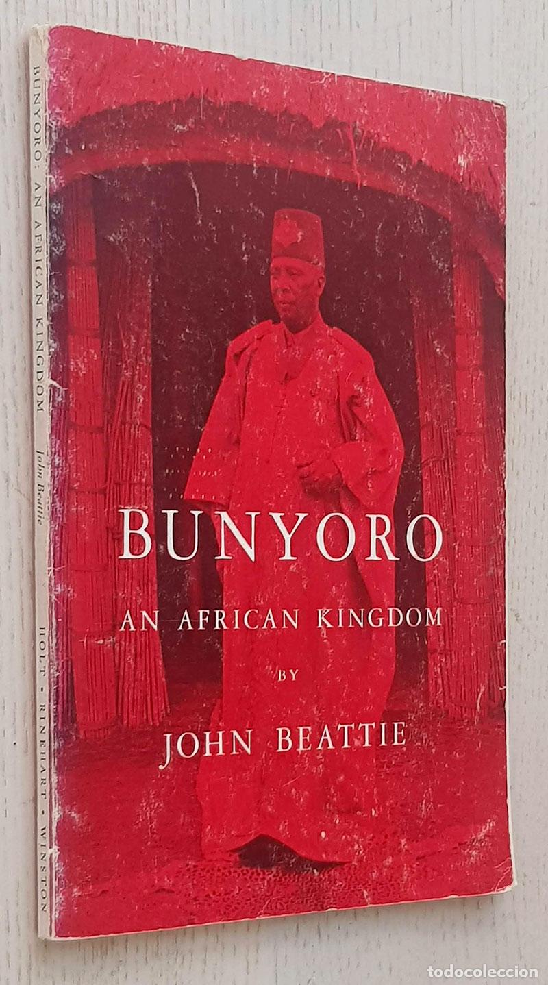 Libros de segunda mano: BUNYORO. An African Kingdom - BEATTLE, John - Foto 1