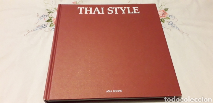 Gebrauchte B&uuml;cher: THAI STYLE, ASIA BOOKS CO.