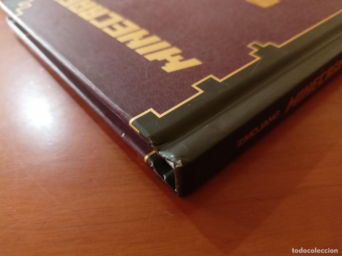 Libros de segunda mano: Minecraft. Gu&iacute;a de combate - Mojang - Foto 10