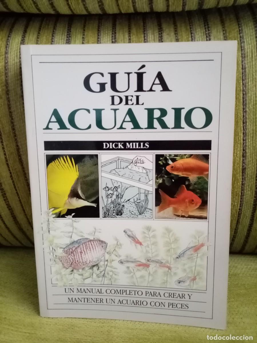 Libros de segunda mano: GU&Iacute;A DEL ACUARIO manual completo