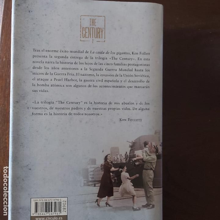Libros de segunda mano: El invierno del mundo. Ken Follet - Foto 2