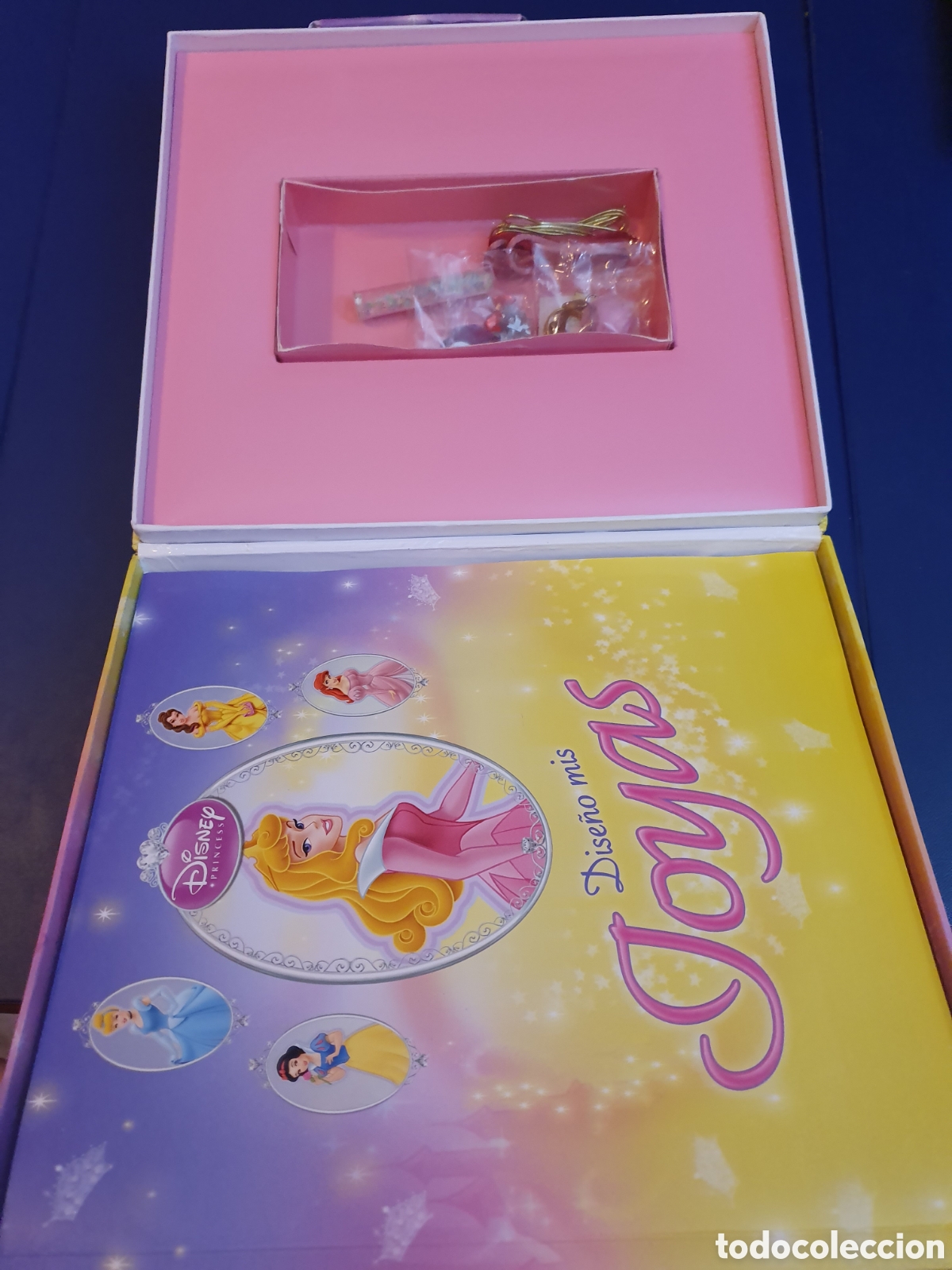 Libros de segunda mano: DISE&Ntilde;O MIS JOYAS DISNEY PRINCESS CIRCULO DE LECTORES 2009 - Foto 3