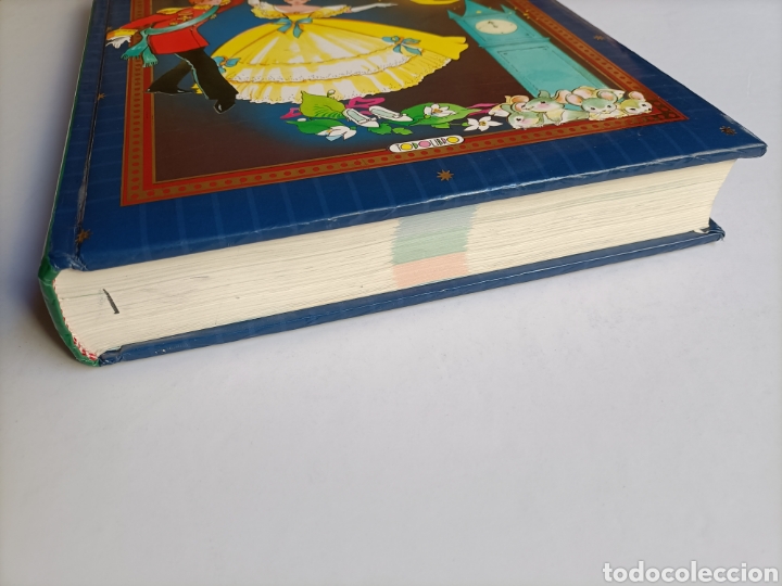 Libros de segunda mano: Cu&eacute;ntame un cuento. Andersen Grim y Perrault. ..... ENV&Iacute;O GRATIS CERT ESPA&Ntilde;A PEN&Iacute;NSULA - Foto 3