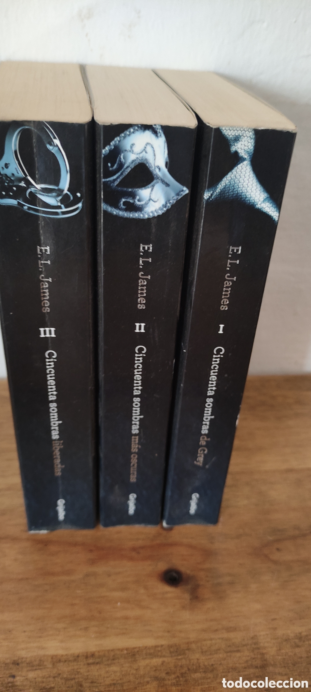 Libros de segunda mano: 50 SOMBRAS DE GREY - Foto 6