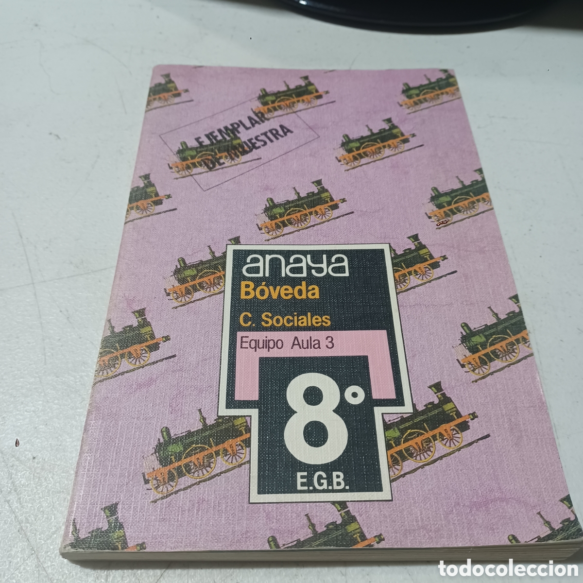 Libros de segunda mano: BOVEDA C. SOCIALES 8&deg; E.G.B. ANAYA EQUIPO AULA 3 - Foto 1
