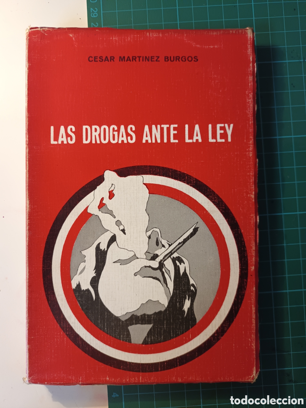Libros de segunda mano: LAS DROGAS ANTE LA LEY - Foto 1