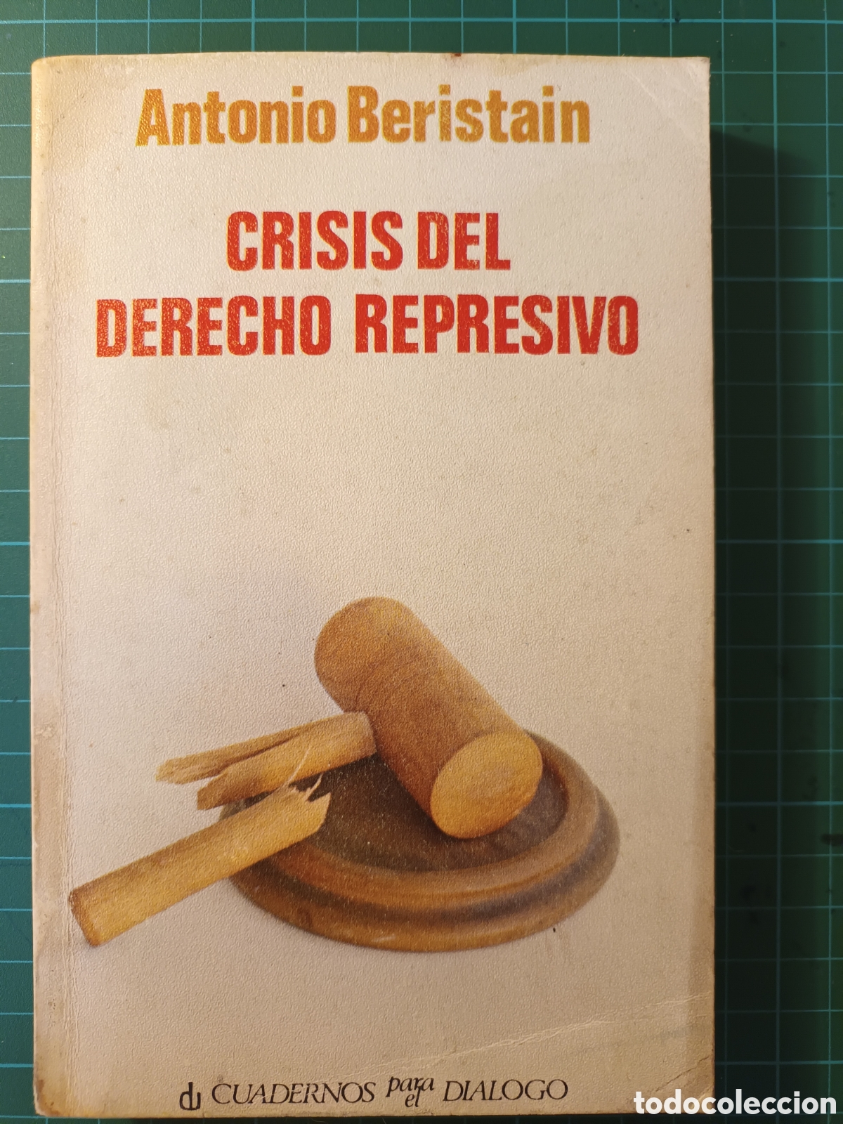 Libri di seconda mano: CRISIS DEL DERECHO REPRESIVO
