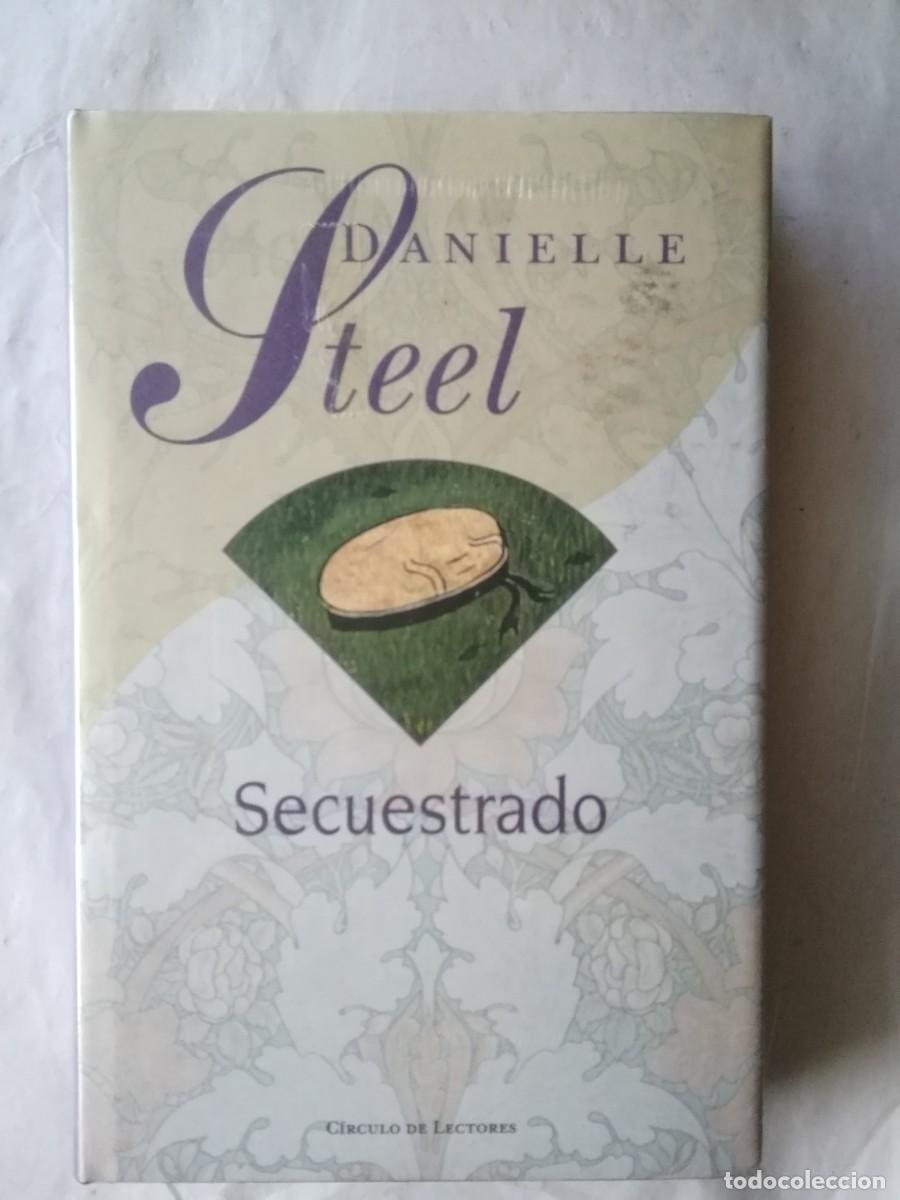 Libros de segunda mano: SECUESTRADO - DANIELLE STEEL PRECINTADO - Foto 1