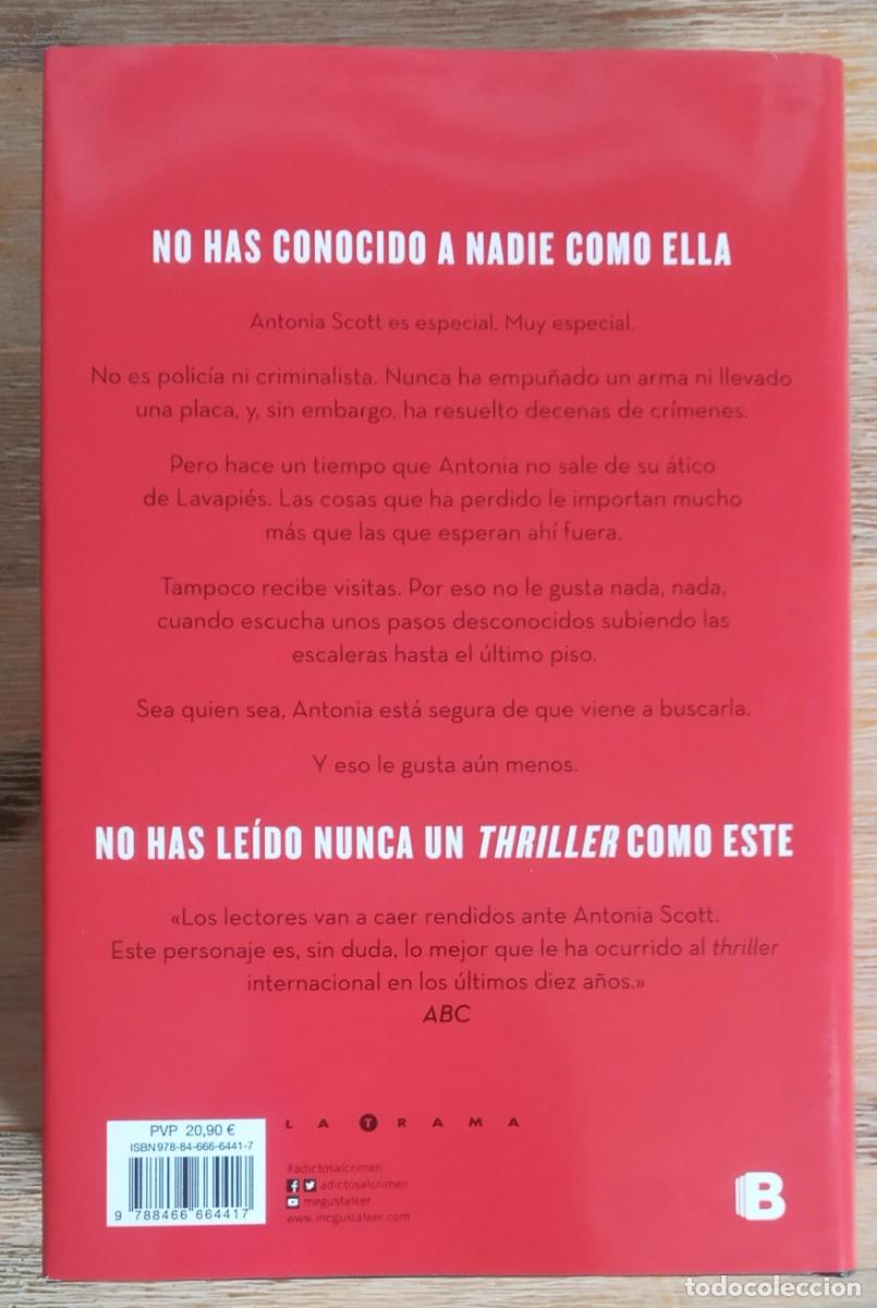 Libros de segunda mano: REINA ROJA - JUAN GOMEZ-JURADO - Foto 2