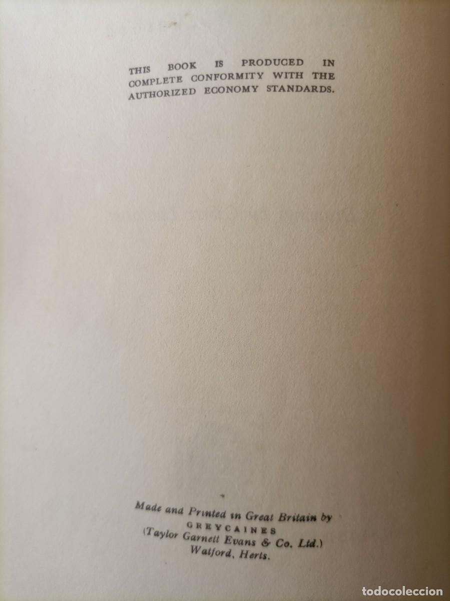 Libros de segunda mano: Its fun finding Out Daily Express 1947 libro en ingl&eacute;s - Foto 6