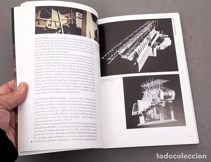 Libros de segunda mano: MIRALLES TAGLIABUE - OBRAS Y PROYECTOS - SKIRA 2002 - Foto 10