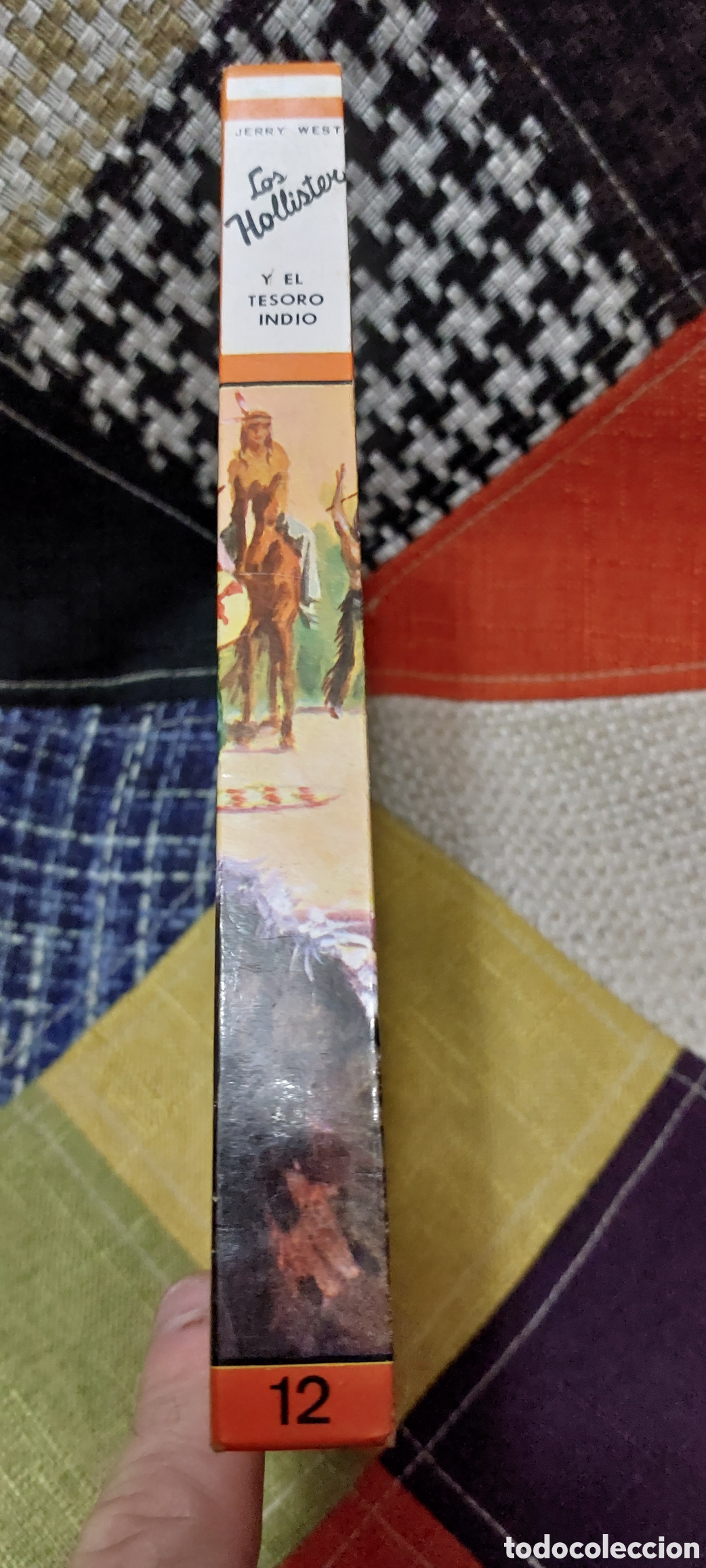 Libros de segunda mano: Libro Los Hollister -Editorial Toray- Jerry West - Foto 2