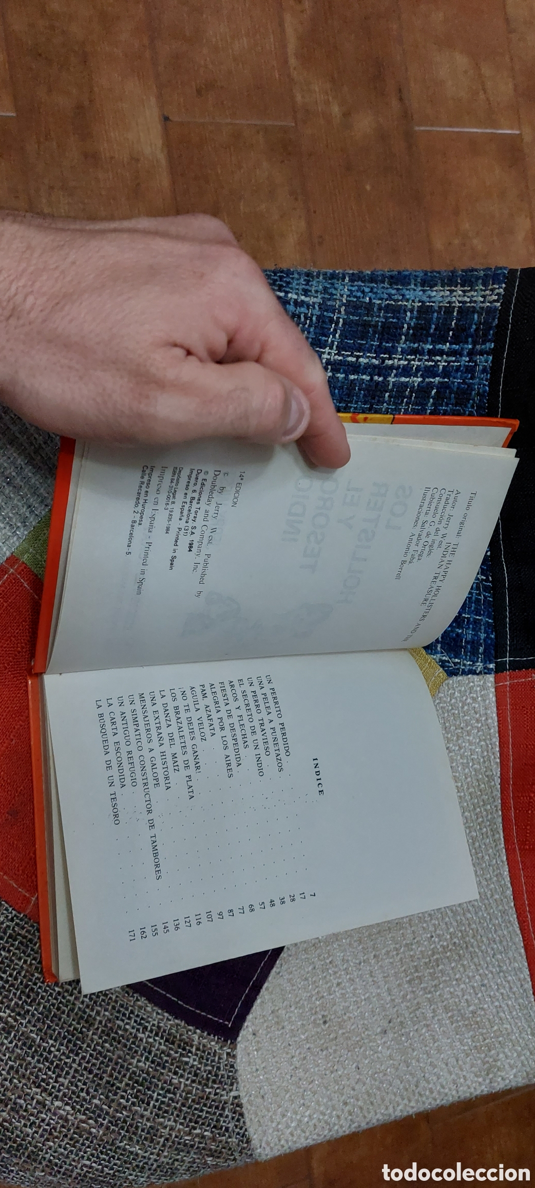 Libros de segunda mano: Libro Los Hollister -Editorial Toray- Jerry West - Foto 5