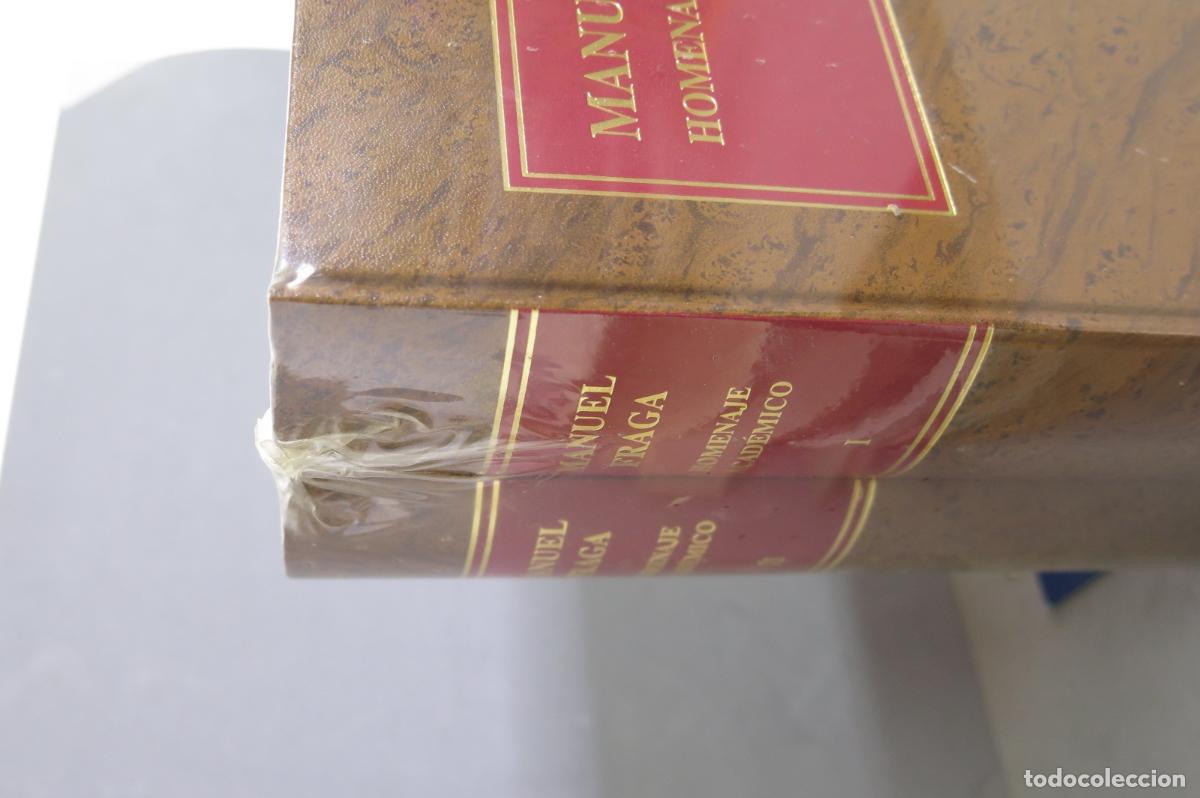 Libros de segunda mano: MANUEL FRAGA - HOMENAJE ACADEMICO. 2 TOMOS. PRECINTADO - Foto 2