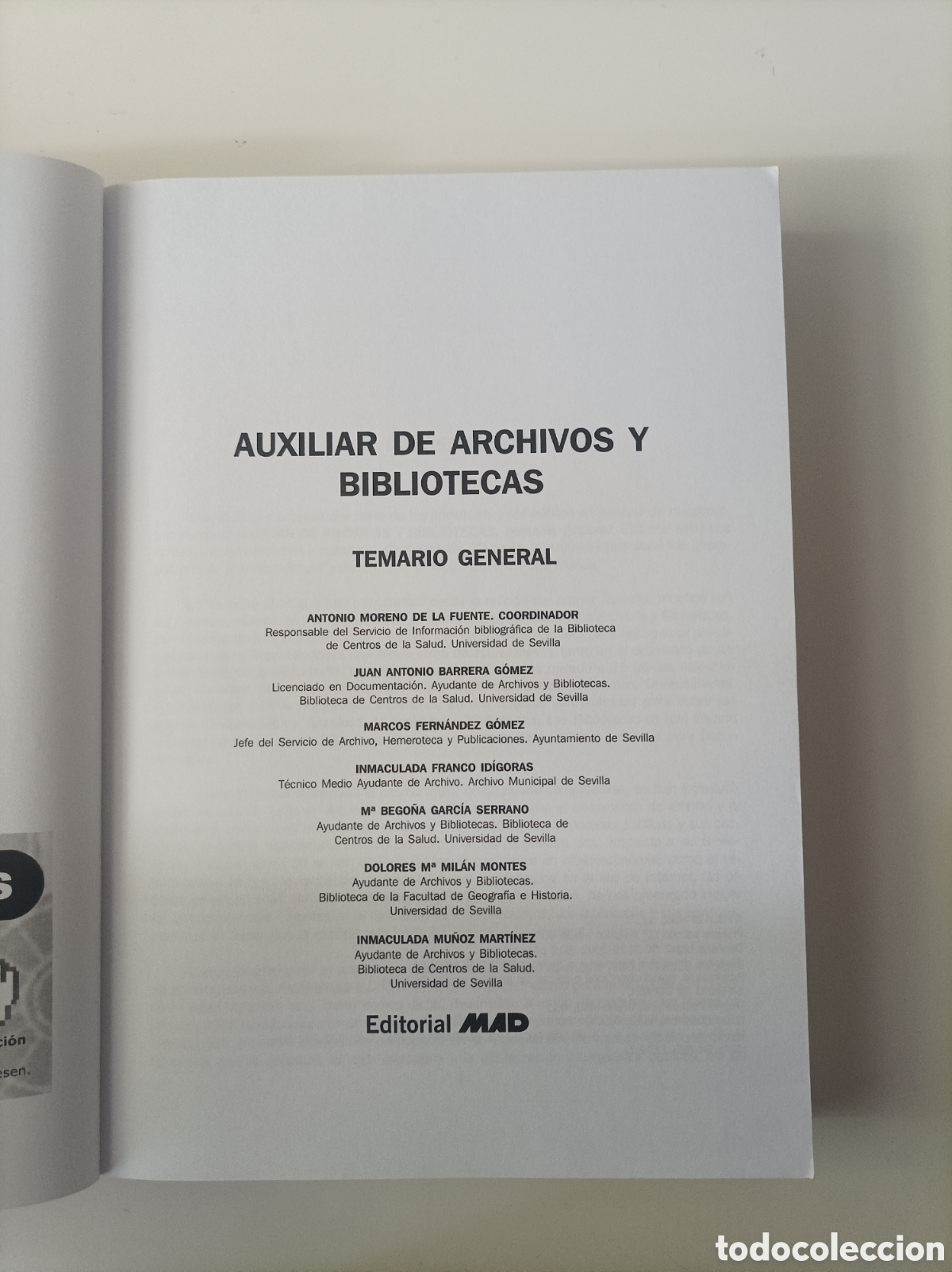 Libros de segunda mano: Auxiliar de archivos y bibliotecas. Temario general para oposiciones - Foto 2