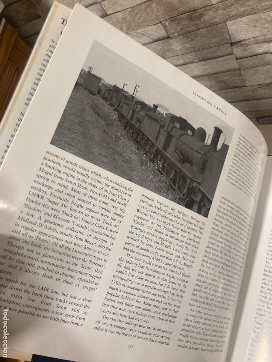 Libros de segunda mano: Magnifico libro de tem&aacute;tica de trenes, en ingl&eacute;s - Foto 4