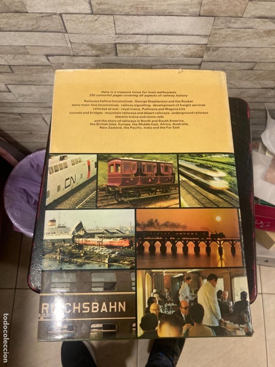 Libros de segunda mano: Magnifico libro de tem&aacute;tica de trenes, en ingl&eacute;s - Foto 10
