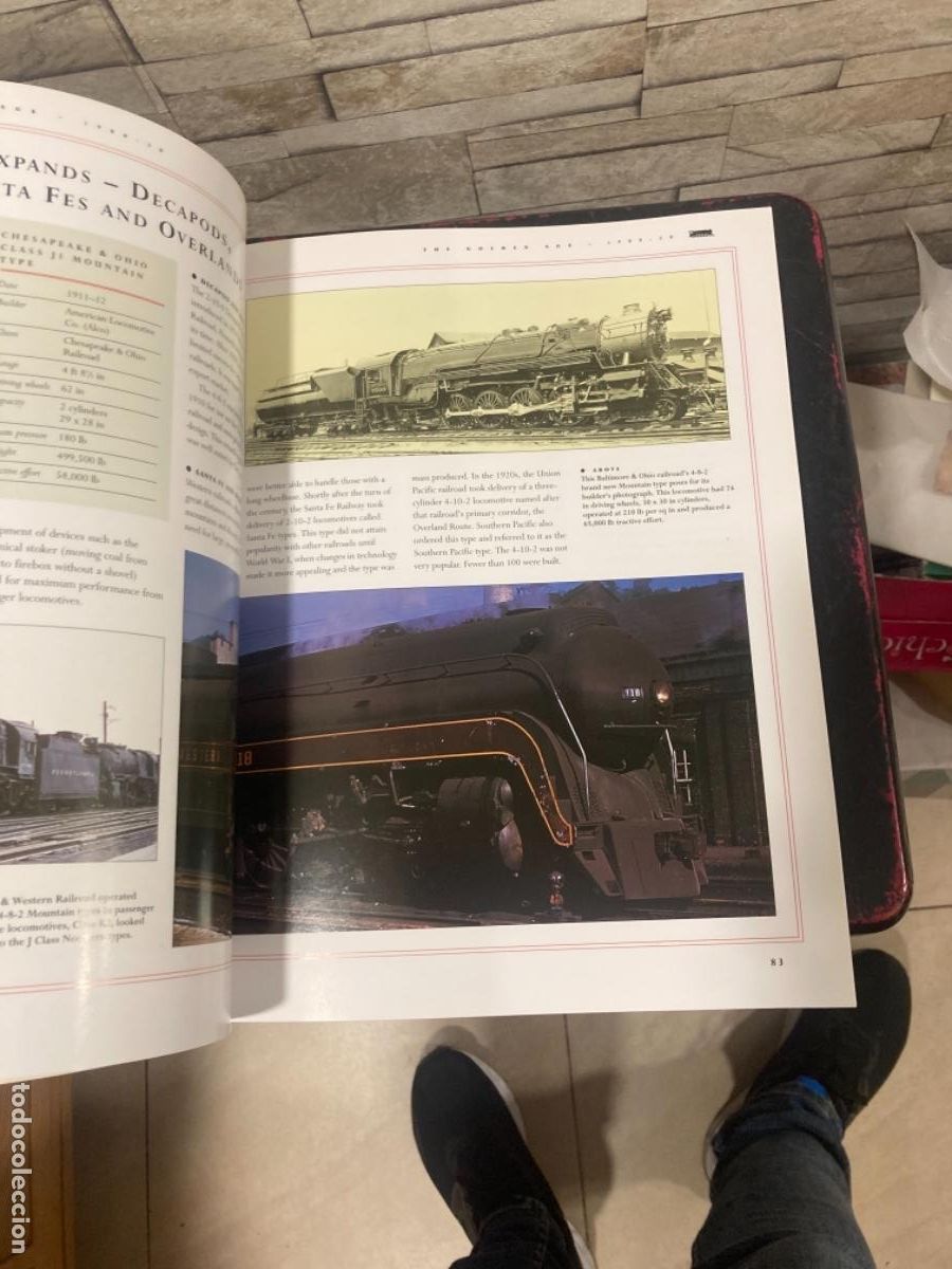 Libros de segunda mano: Magnifico libro de tem&aacute;tica de trenes, en ingl&eacute;s - Foto 2