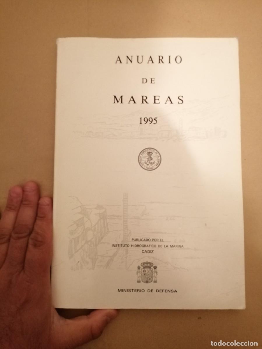 Libros de segunda mano: E1B1 ANUARIO DE MAREAS 1995 MINISTERIO DE DEFENSA - Foto 1
