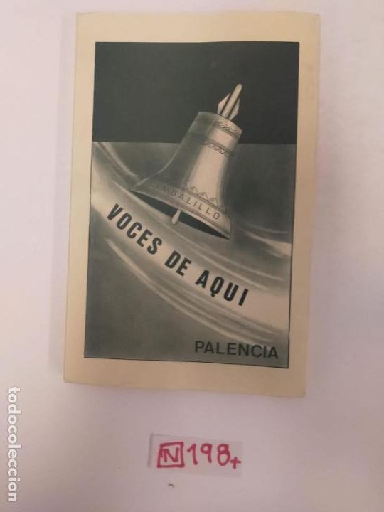 Libros de segunda mano: Voces de aqu&iacute; - Foto 1