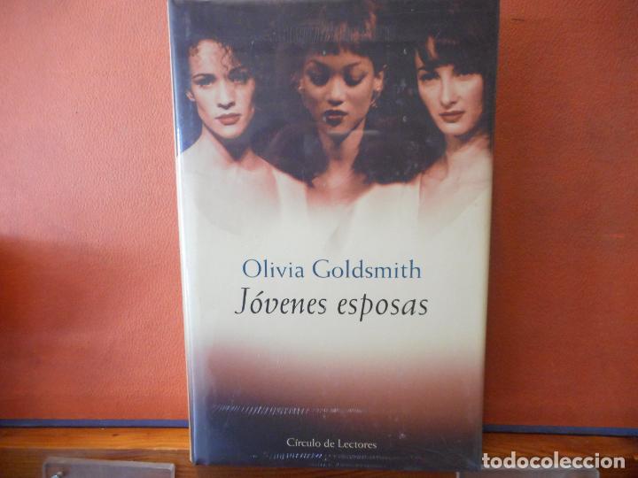 Libros de segunda mano: J&Oacute;VENES ESPOSAS. OLIVIA GOLDSMITH. C&Iacute;RCULO DE LECTORES. - Foto 1