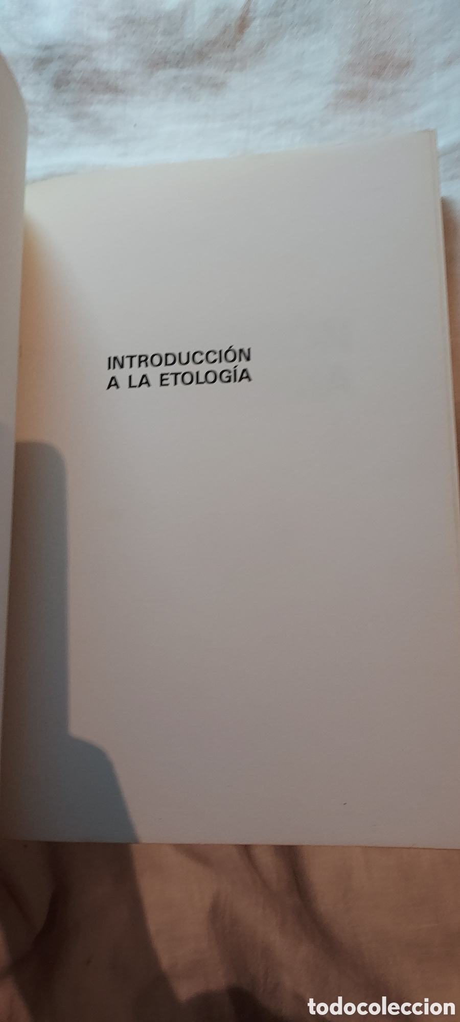 Libros de segunda mano: INTRODUCCION A LA ETOLOGIA.ANDRES DE HARO.EDICIONES OMEGA 1983 - Foto 2