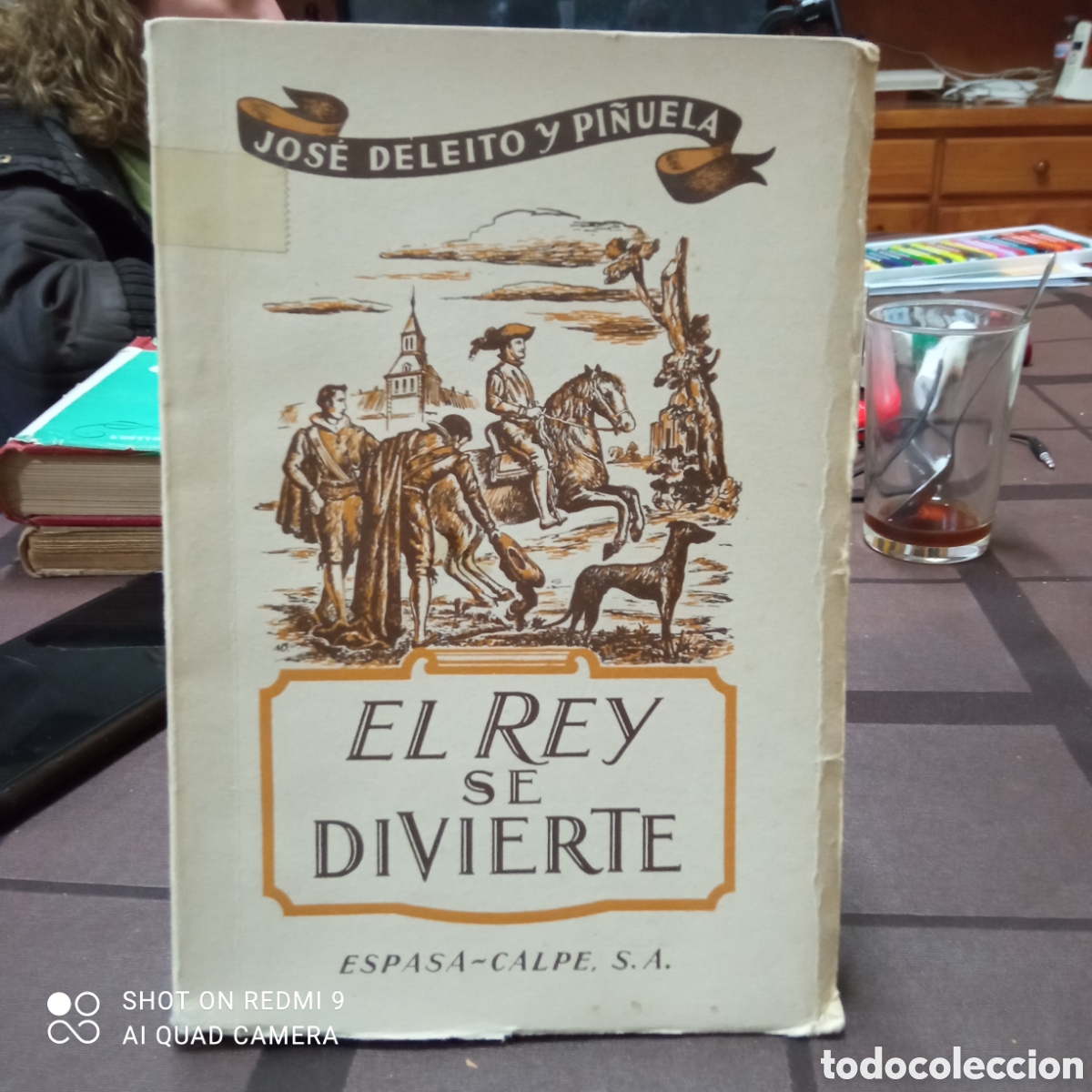 Libros de segunda mano: El rey se divierte 1964 - Foto 1
