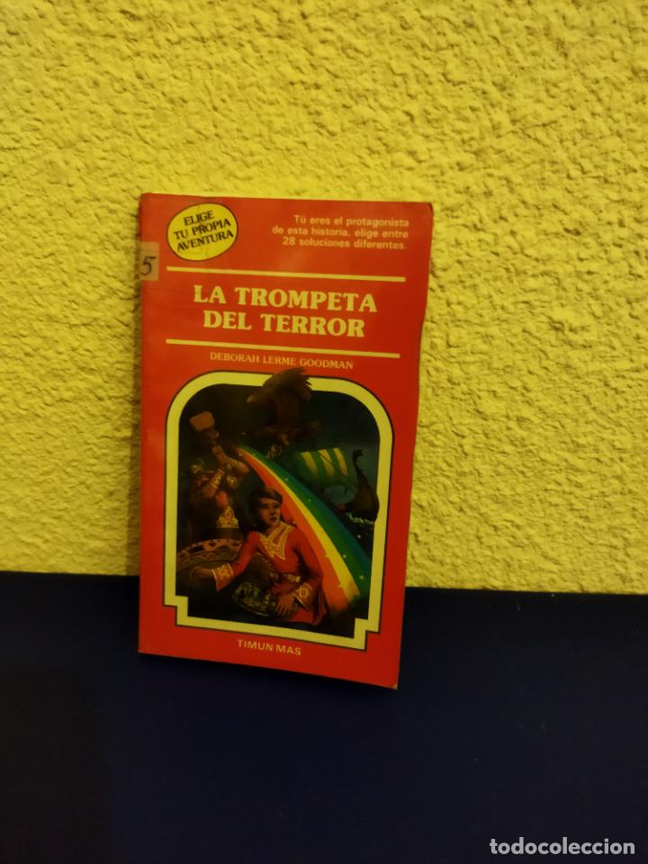 Libros de segunda mano: La trompeta del terror - Foto 1