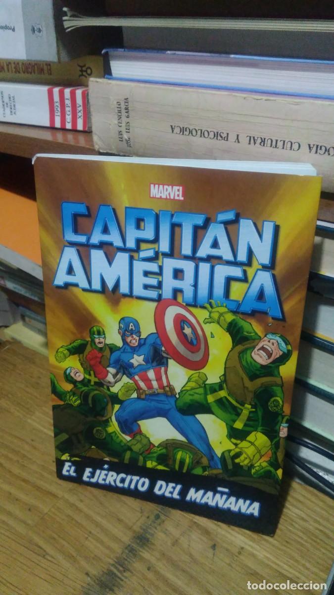 Libros de segunda mano: CAPIT&Aacute;N AM&Eacute;RICA, EL EJERCITO DEL MA&Ntilde;ANA, MARVEL - Foto 1