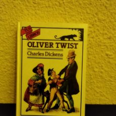 Libros de segunda mano: OLIVER TWIST. Lote 390571059