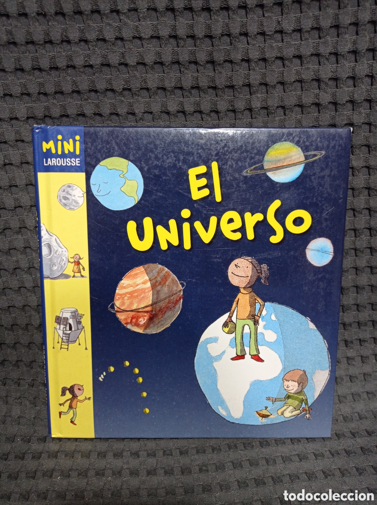 Libros de segunda mano: El universo mini Larousse - Foto 2