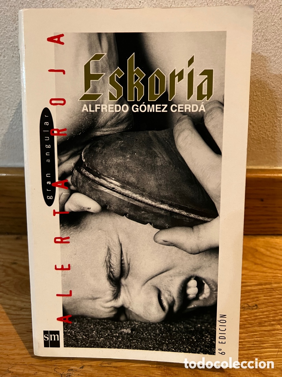Libros de segunda mano: Eskoria Alerta roja Alfredo G&oacute;mez Cerd&aacute; - Foto 1