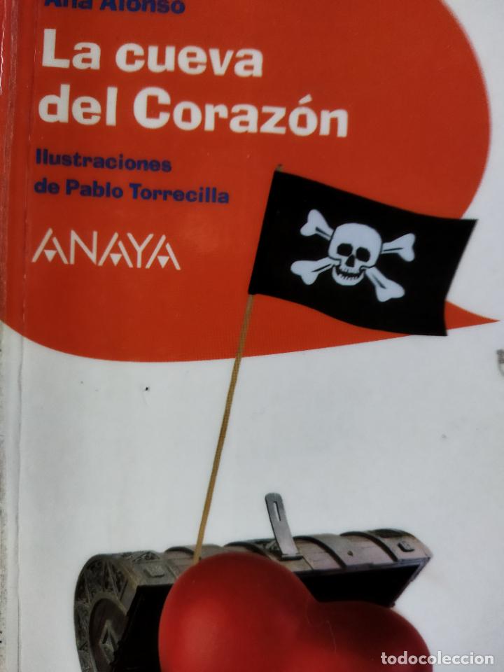 Libros de segunda mano: La cueva del coraz&oacute;n - Foto 1