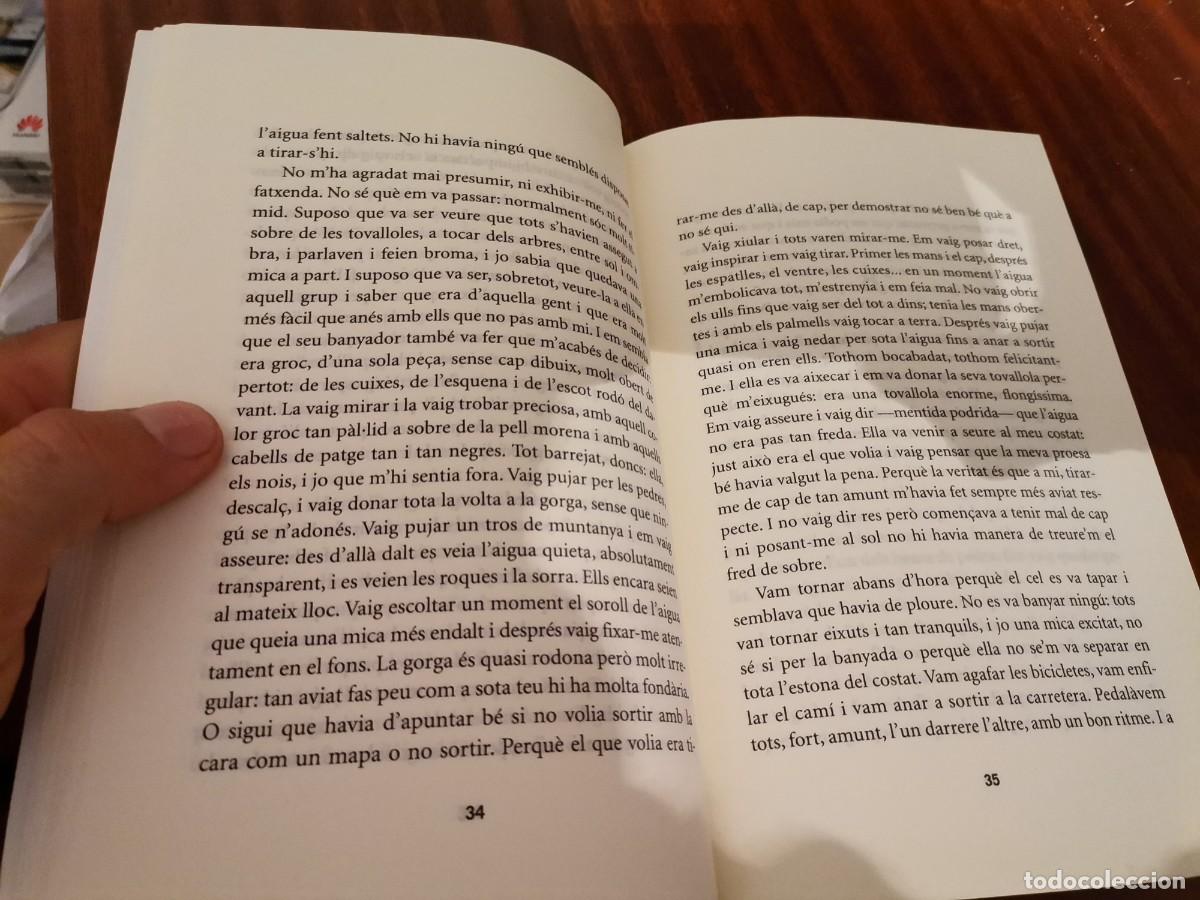Libros de segunda mano: COM UN MIRATGE MARIA MERCE ED. BARCANOVA 2011 - Foto 3