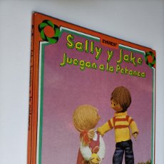 Libros de segunda mano: SALLY Y JAKE . JUEGAN A LA PETANCA BRIAN COSGROVE