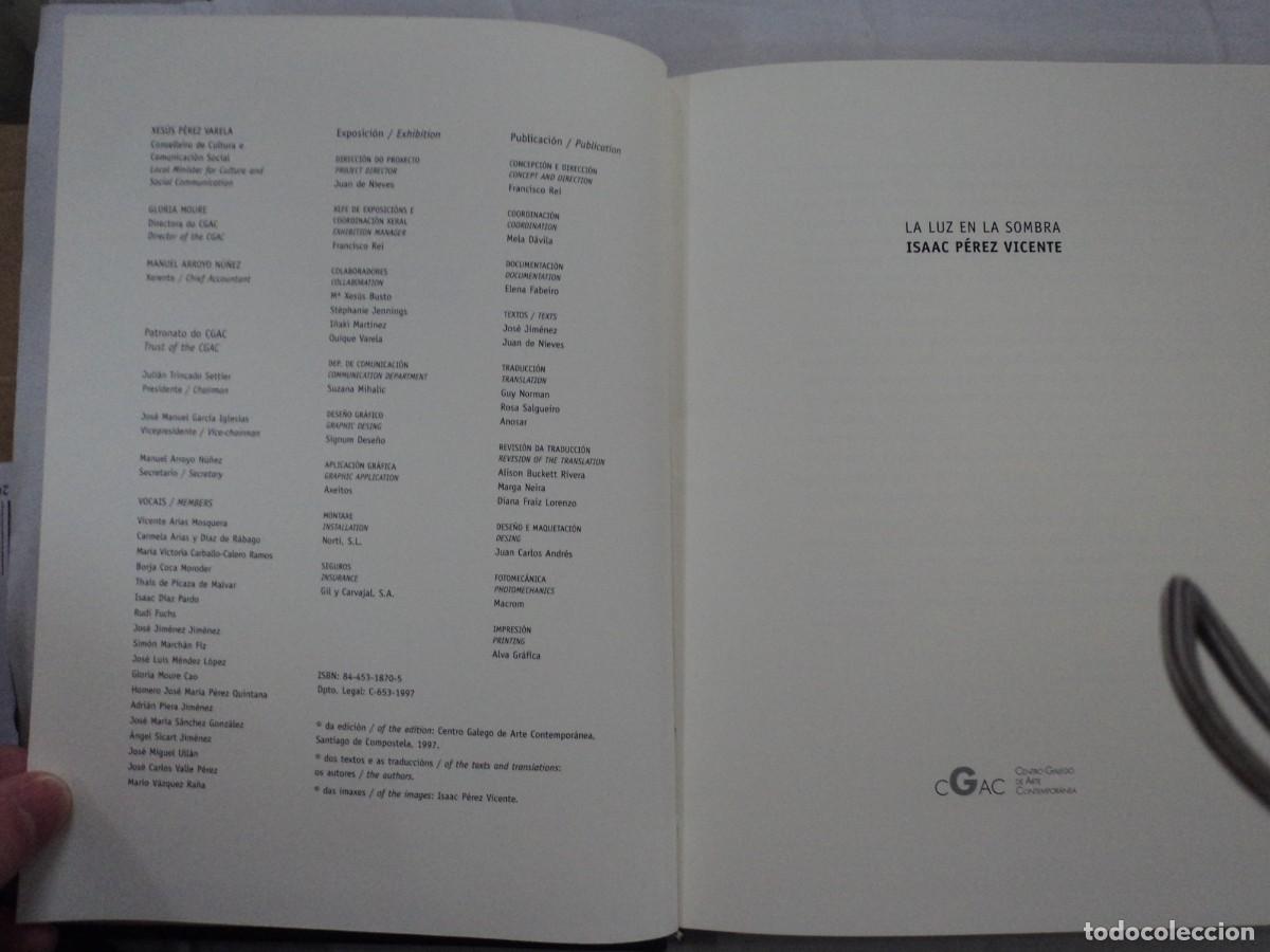 Libros de segunda mano: La Luz en la sombra - Isaac Perez Vicente - Foto 2