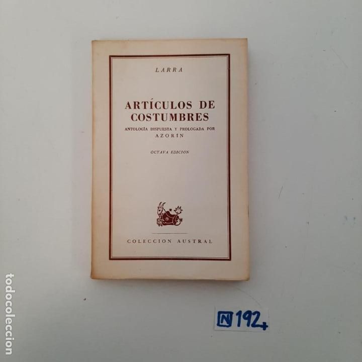Libros de segunda mano: Art&iacute;culos de costumbres - Foto 1