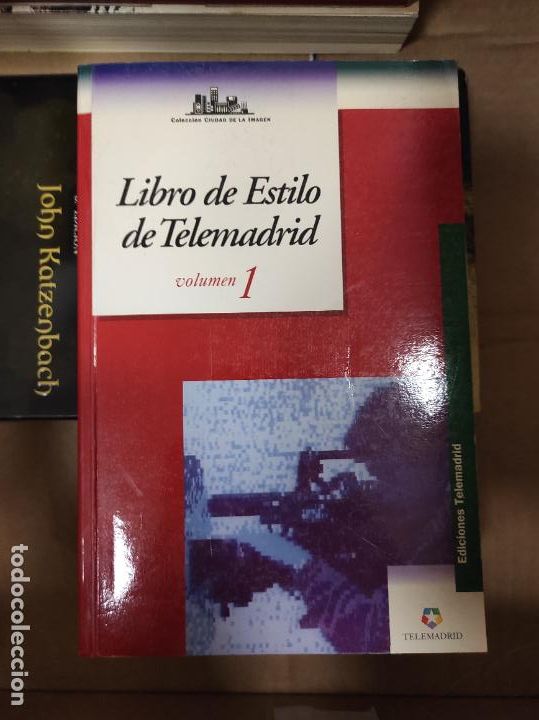 Libros de segunda mano: LIBRO DE ESTILO DE TELEMADRID VOLUMEN 1 - VV AA - Foto 1
