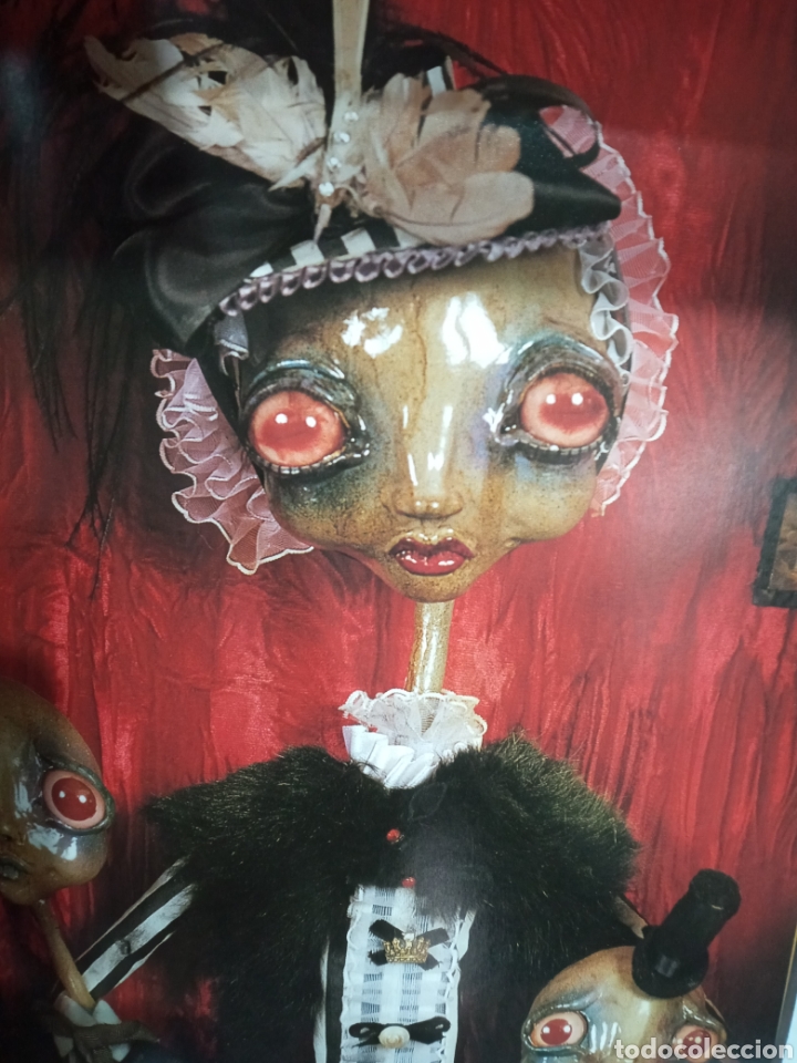 Libros de segunda mano: LIBRO DE ARTE. EVERYTHING THAT CREEPS.ELIZABETH McGRATH. - Foto 6