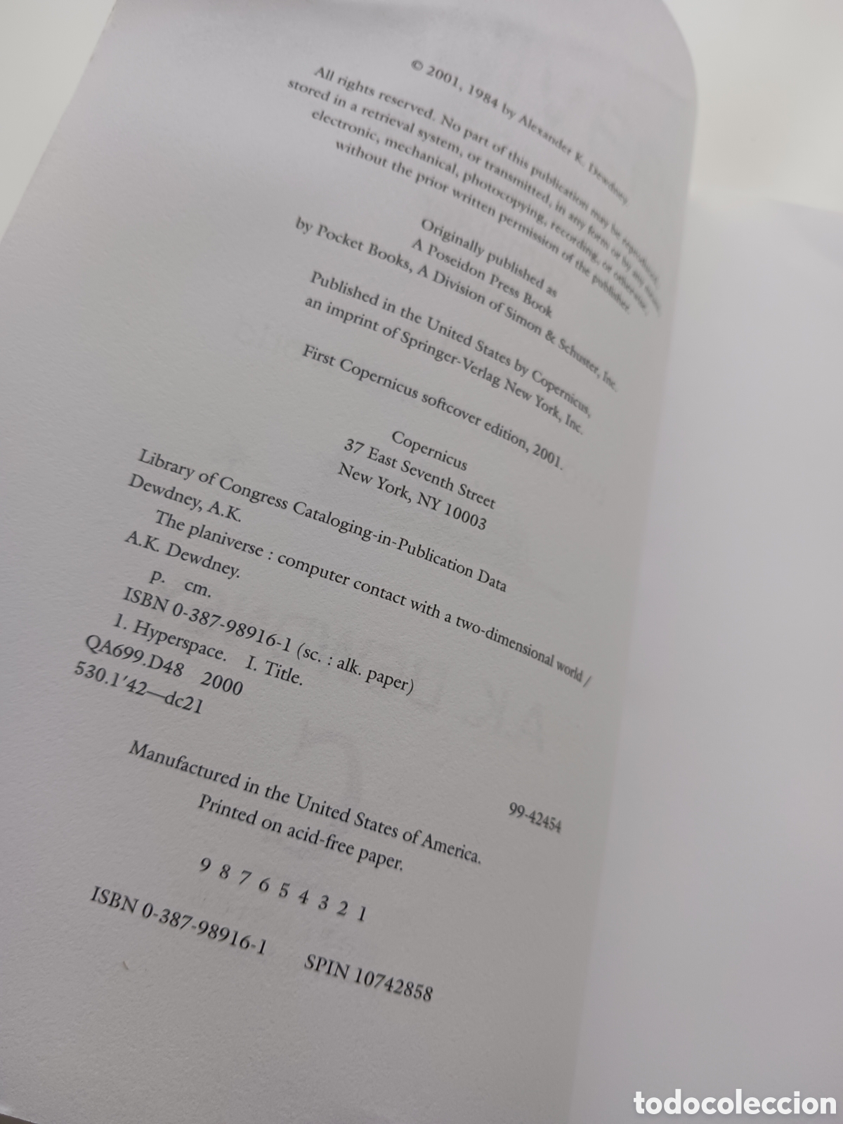 Libros de segunda mano: The Planiverse computer contact with a two dimensional world A. K. Dewdney. 2001 ingl&eacute;s - Foto 3