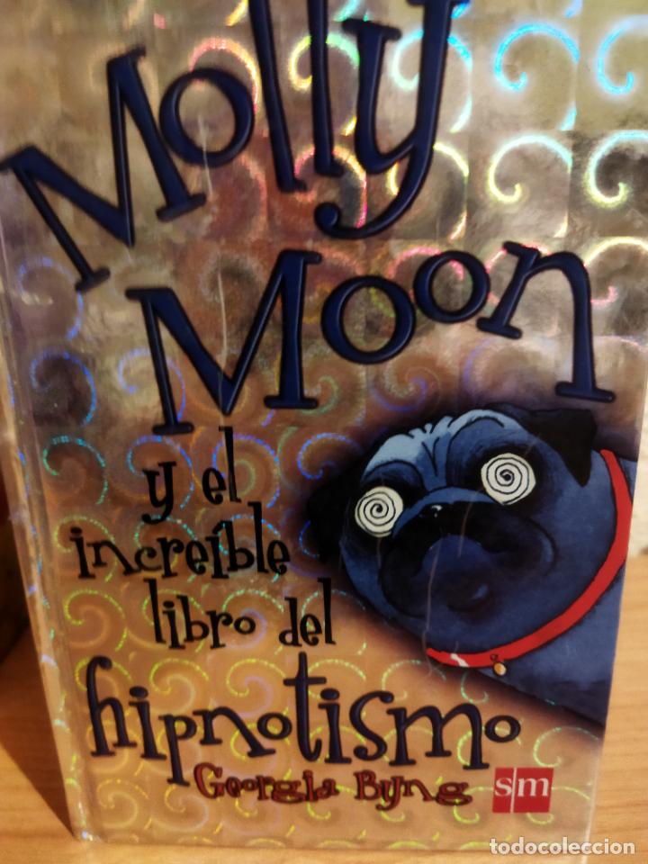 Libros de segunda mano: Molly Moon y el incre&iacute;ble libro del hipnotismo - Foto 1