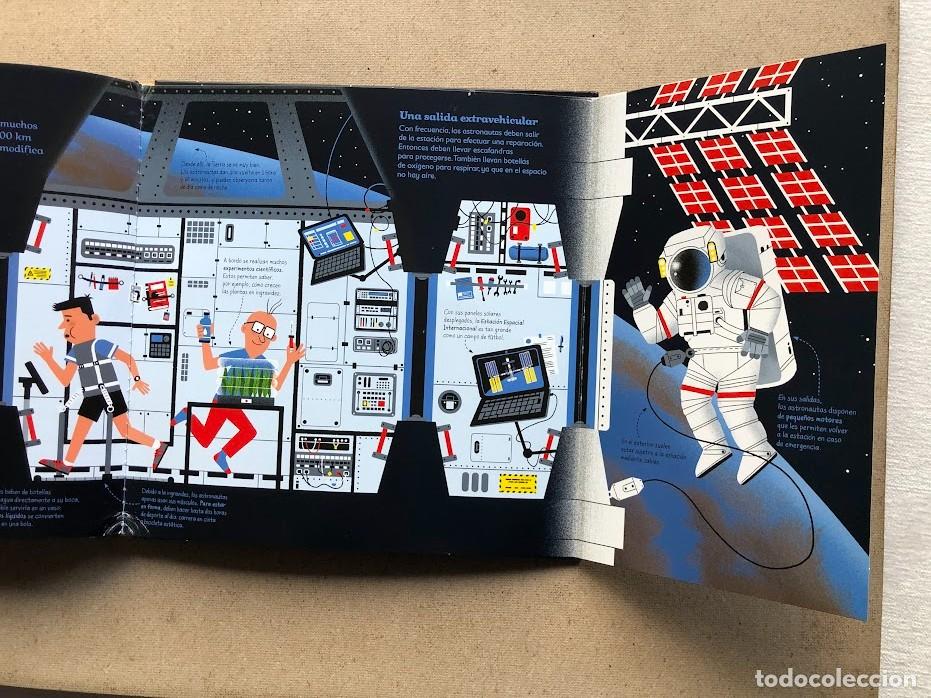 Libros de segunda mano: El espacio / Colecci&oacute;n Mundo Animado / Libro con ventanas y desplegables / - Foto 14