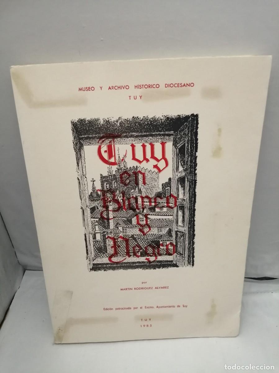 Libros de segunda mano: Tuy en blanco y negro - Foto 1
