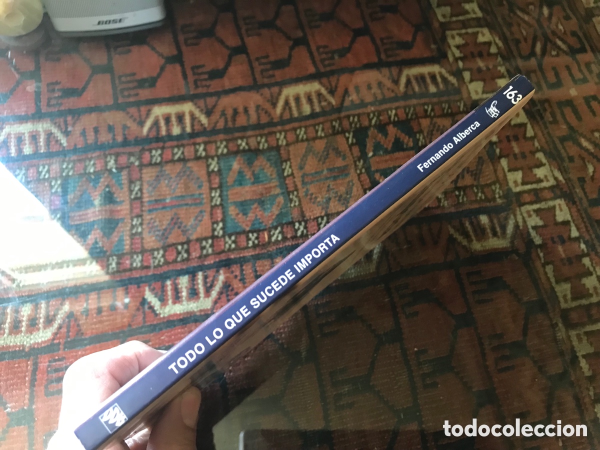 Libros de segunda mano: Todo lo que sucede importa. Fernando alberca. Descl&eacute;e de Brouwer. - Foto 2